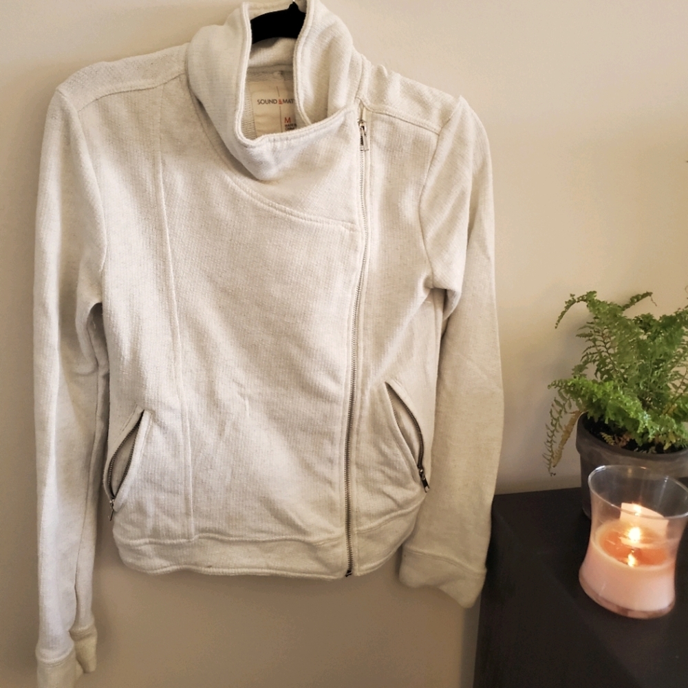 Pacsun Sweater